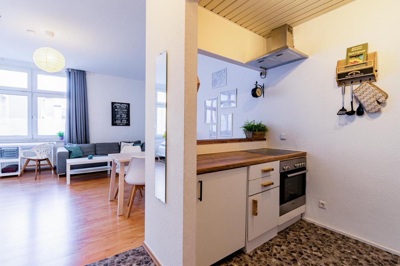 Helle Wohnung In Top-Lage, Hasselbachplatz - Altstadt, W-Lan, 4 Schlafplaetze Magdeburg Exteriör bild