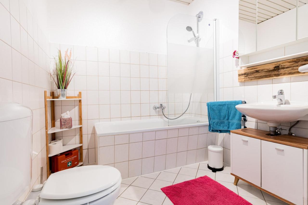 Helle Wohnung In Top-Lage, Hasselbachplatz - Altstadt, W-Lan, 4 Schlafplaetze Magdeburg Exteriör bild
